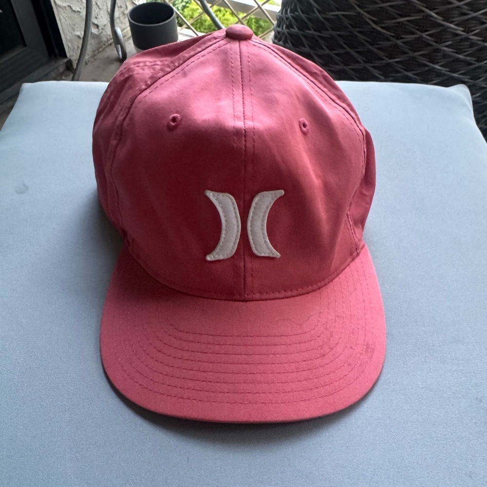 Hurley Flexfit Hat Surfing Skateboarding - Sz S/M